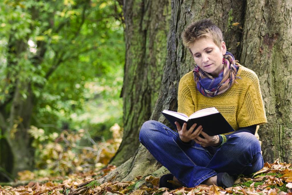 reading woman